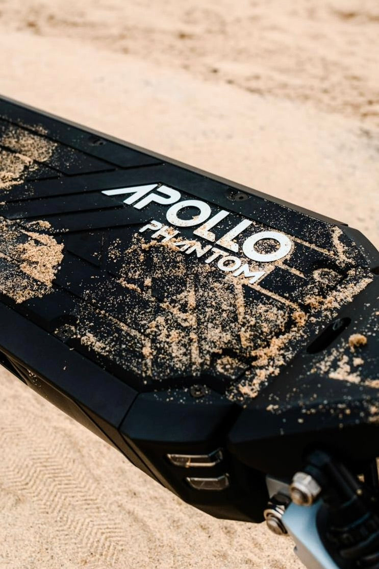 Can Electric Scooters Handle Sand and Bumpy Roads? Everything You Need to Know.