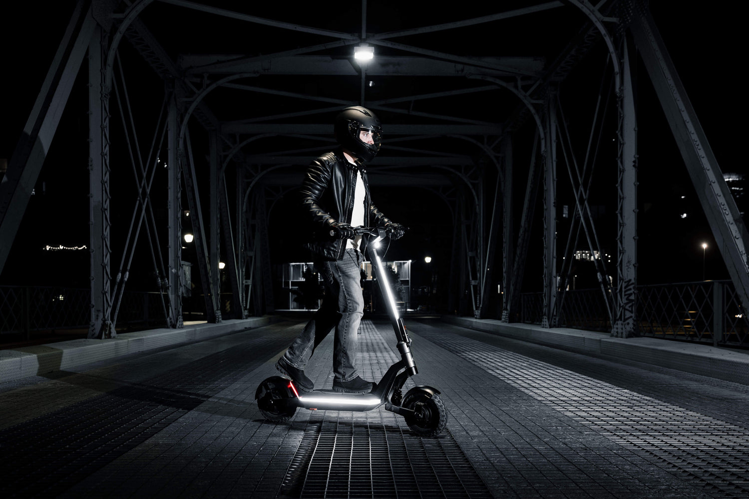 Go the Distance: Advantages of Long Range Electric Scooters