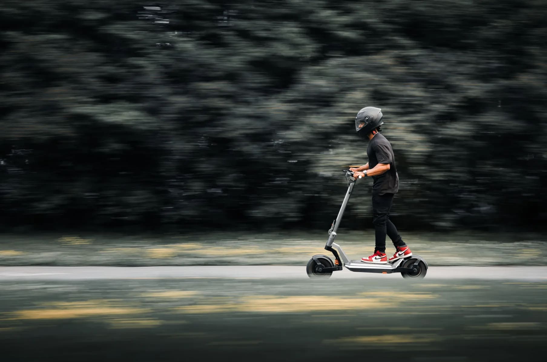 Apollo Pro Electric Scooter: Your Key Getting Around Without a Car