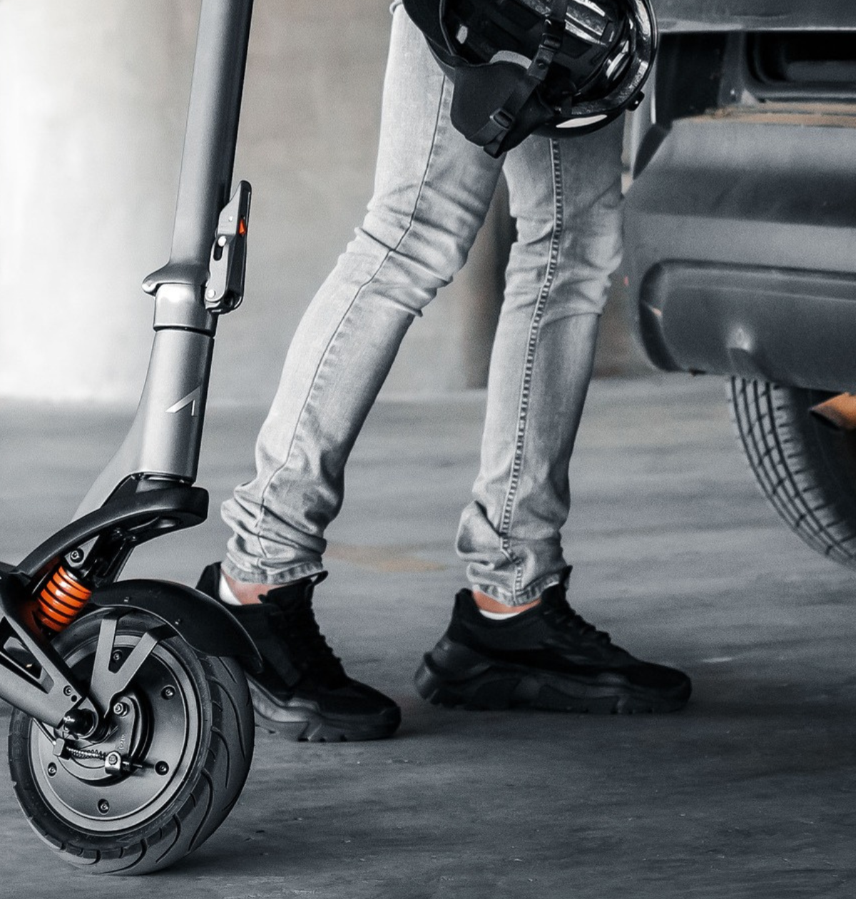 Unveiling the Odyssey: The Genesis of the Apollo Pro Hyper-Scooter
