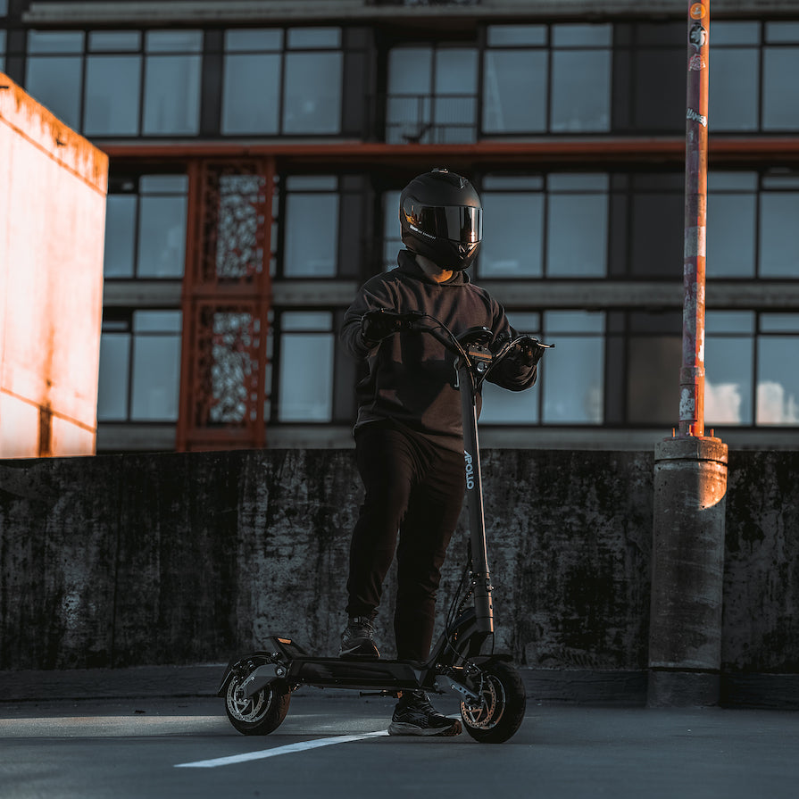 Apollo Phantom: The Ultimate High Performance Electric Scooter | Apollo ...